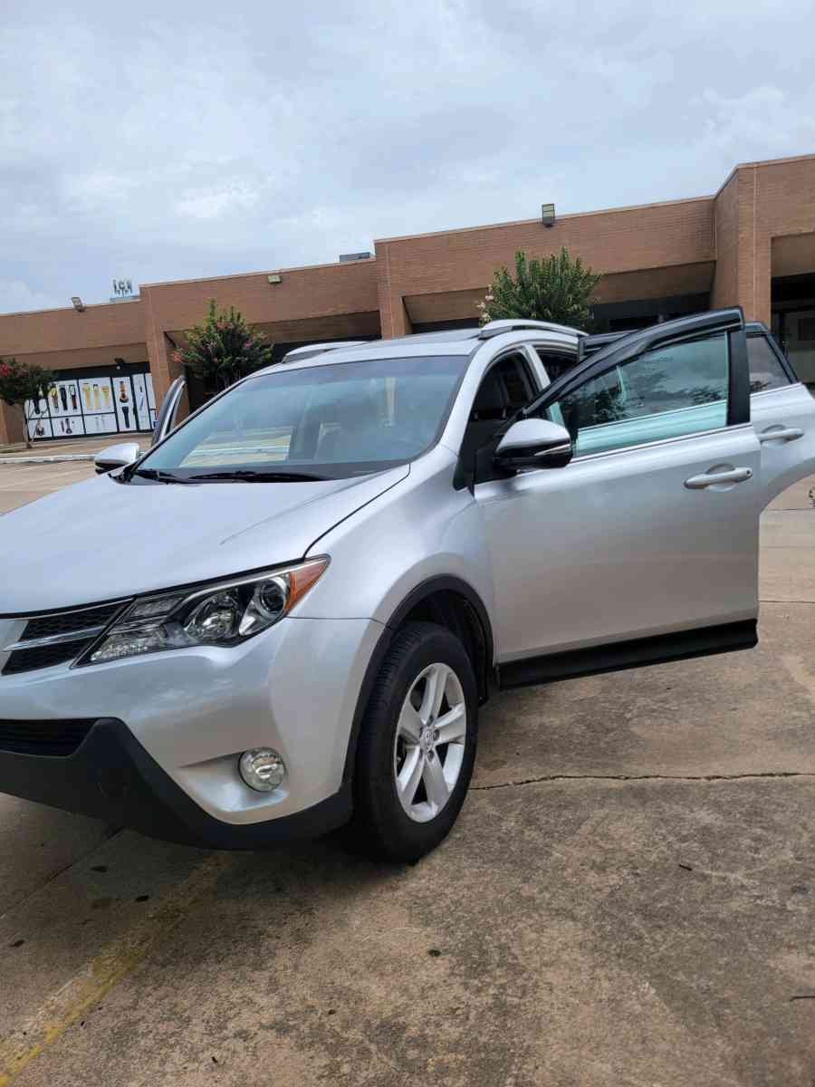 vendo toyota  rav4 sport 2013 - Houston, Texas - FleaMarketBay