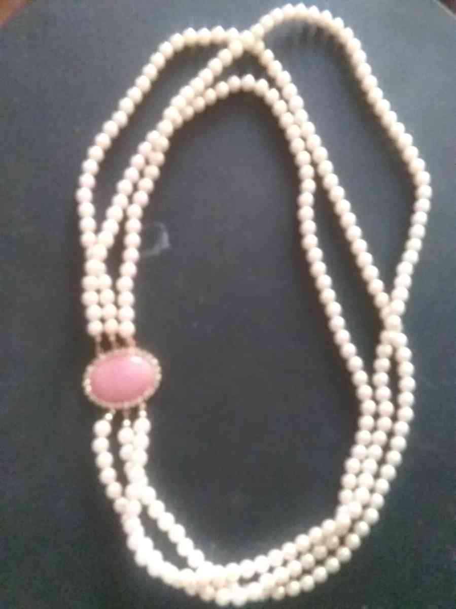 pearl necklace with pendant - San Bernardino, California