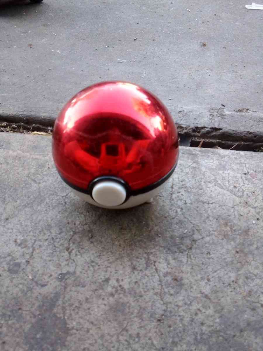 Charizard Gold Plated trading card - Sacramento, California - FleaMarketBay