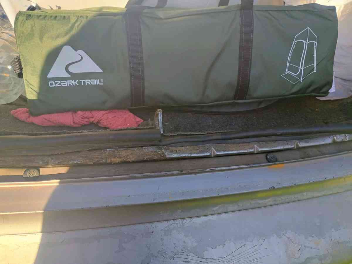 camping tent shower - Commerce, Georgia