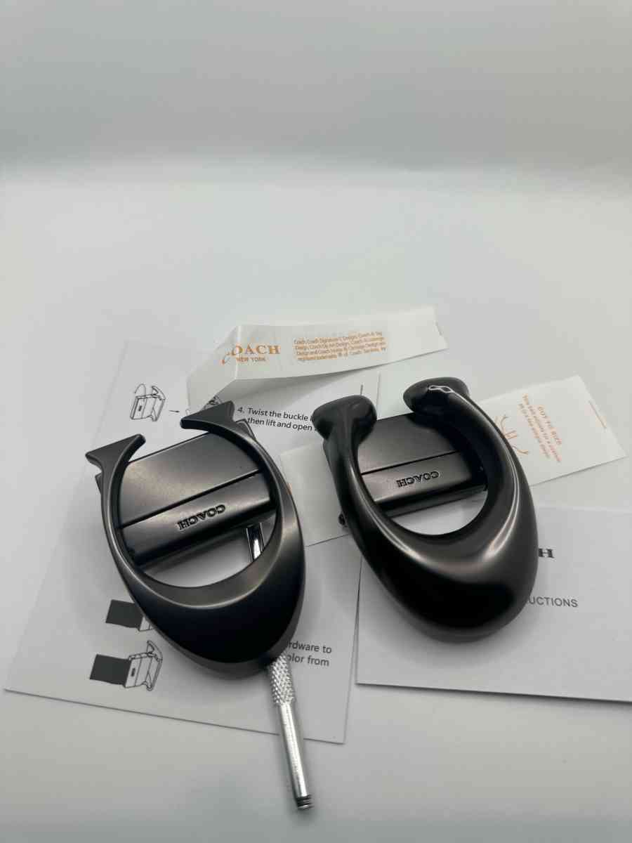 Coach Mens Belt with 2 Buckles - Brooklyn, New York - FleaMarketBay