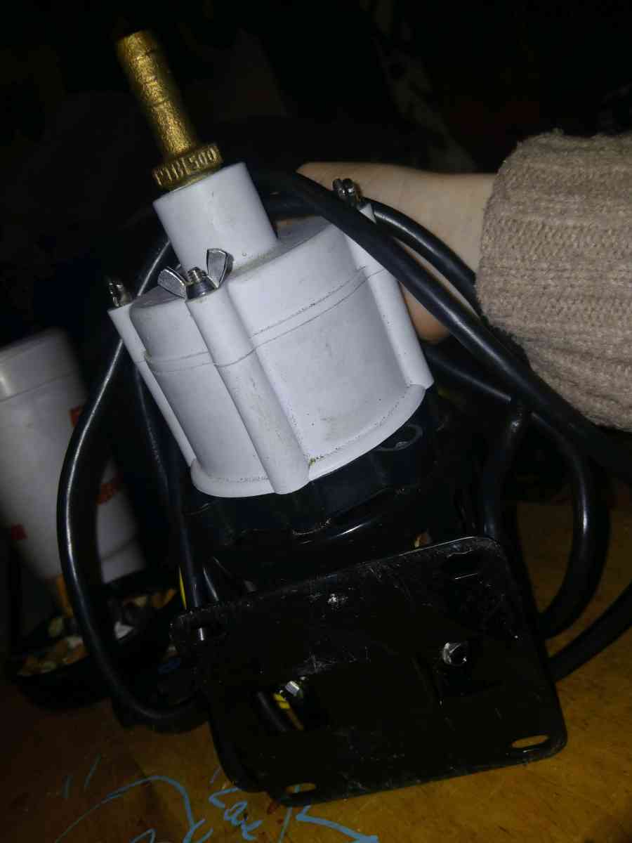 5 MD magnetic drive pump - Conroe, Texas - FleaMarketBay