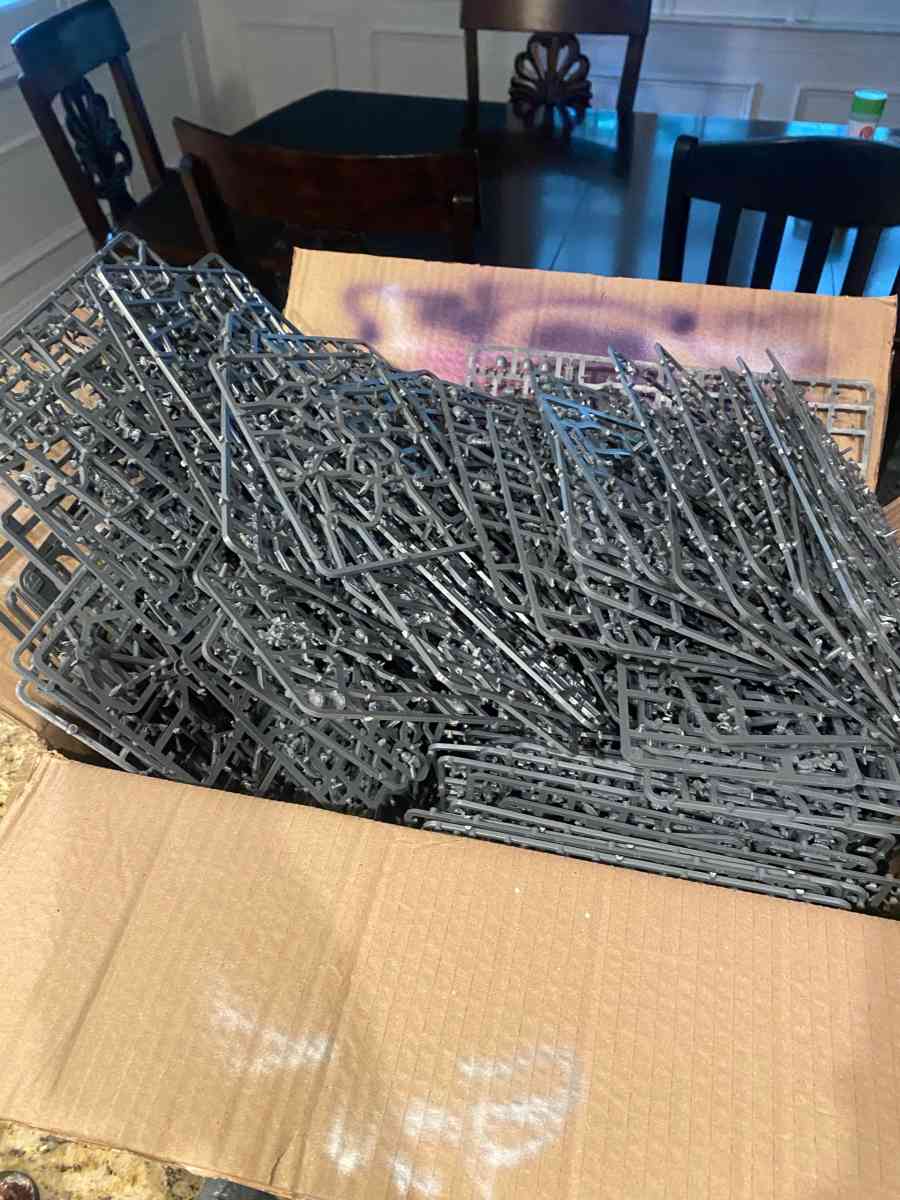 warhammer lot willing to split - Elkton, Maryland - FleaMarketBay