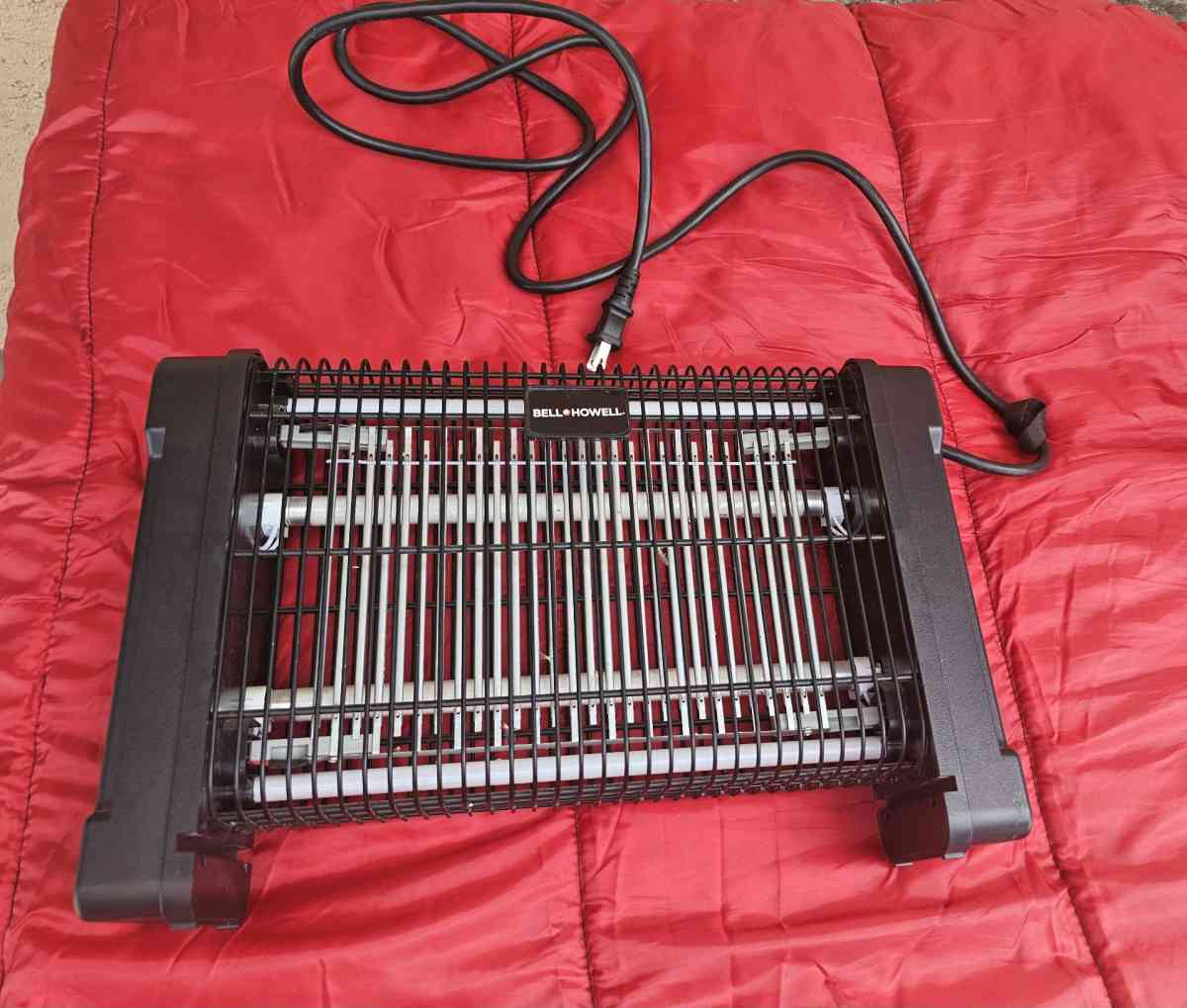 Mosquito Zapper Monster Bug Zapper BellHowell - Phoenix, Arizona