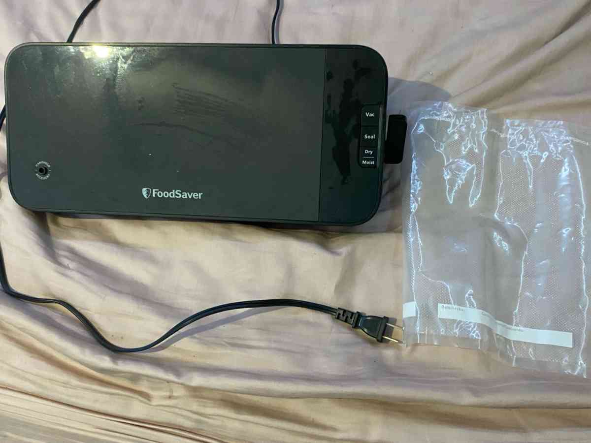 FoodSaver Vacuum Sealer