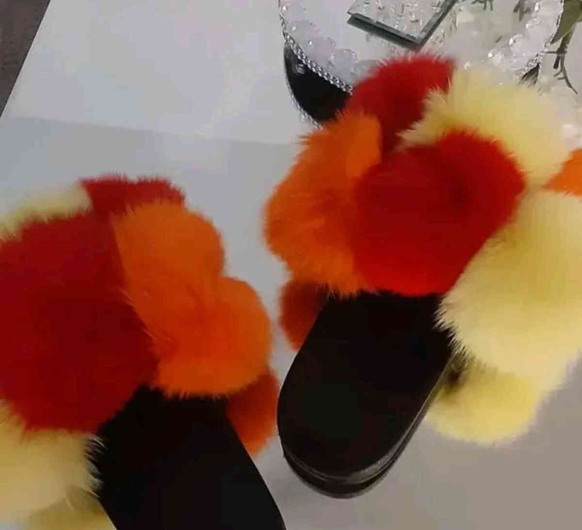 flip flops 3 Colors - Las Vegas, Nevada - FleaMarketBay