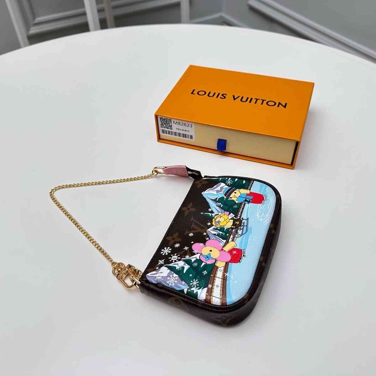 LOUIS VUITTON Limited Edition Monogram Canvas Christmas 2022 - Brooklyn, New York - FleaMarketBay