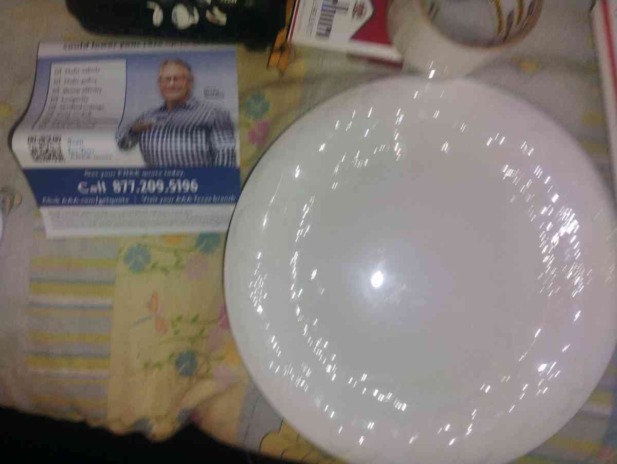 plates vintage grapevine stuff - Cisco, Texas - FleaMarketBay