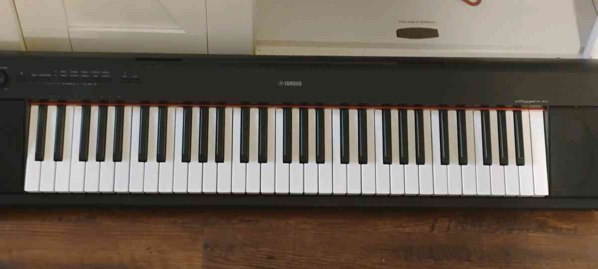 Yamaha NP12 61 Key Piaggero Portable Digital Corded  Battery - San Bernardino, California