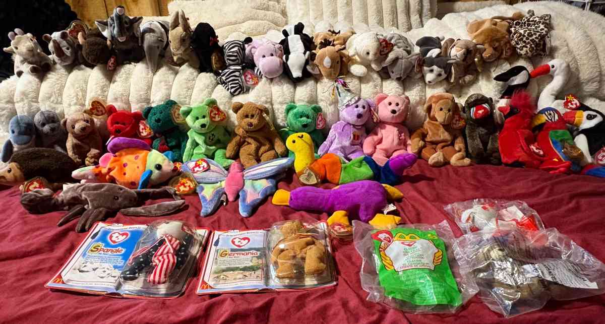 Ty beanie babies authentic retired and never played with - Mena, Arkansas - FleaMarketBay