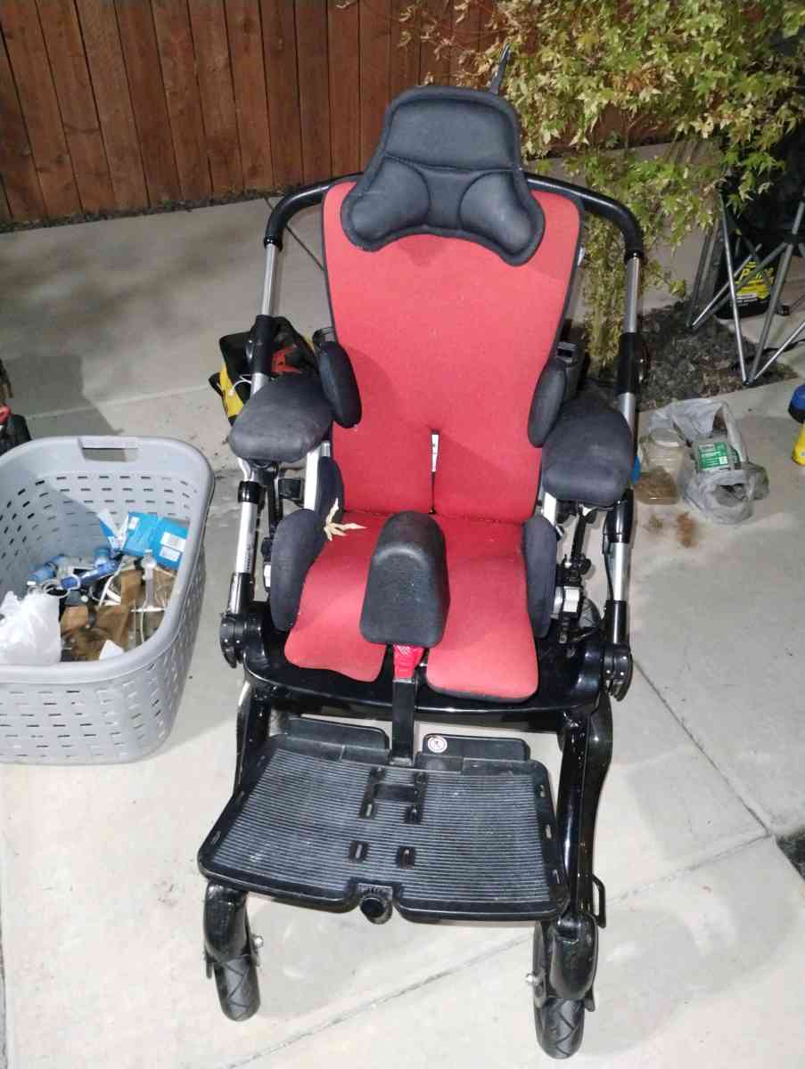 R82 Stingray Pediatric Wheelchair - Sacramento, California