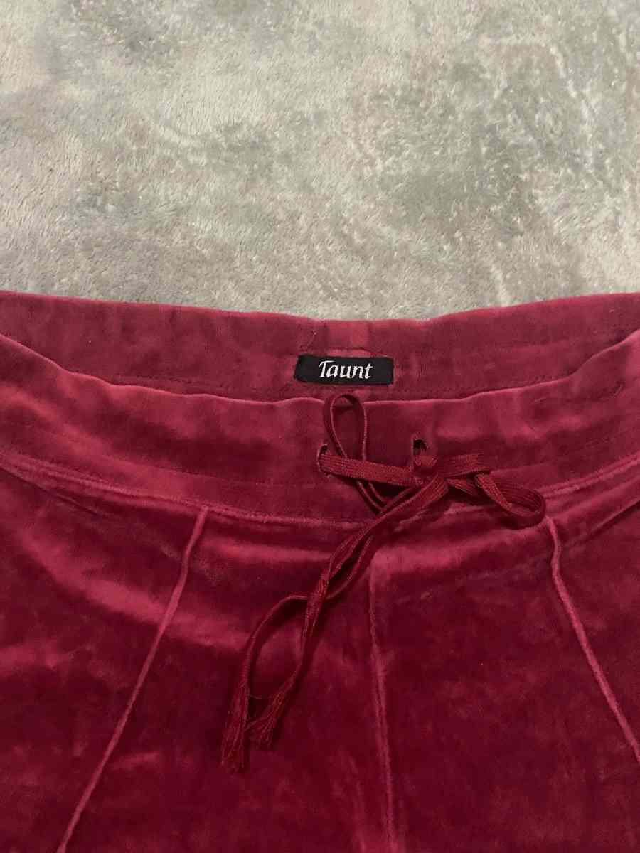 taunt shorts - Houston, Texas - FleaMarketBay