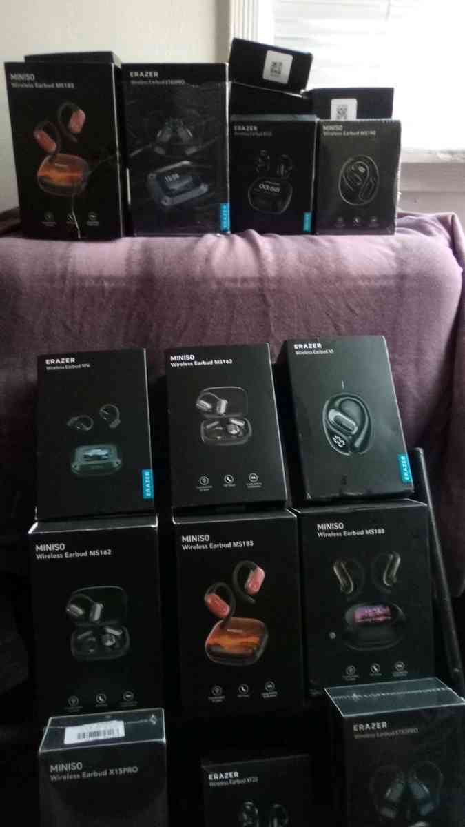 Miniso and Erazer wireless earbuds - Alhambra, California - FleaMarketBay