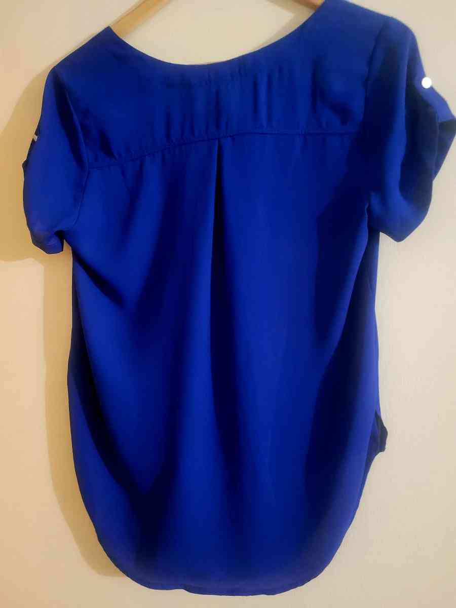 Royal Blue Casual Shrt for Women - Tabernacle, New Jersey - FleaMarketBay