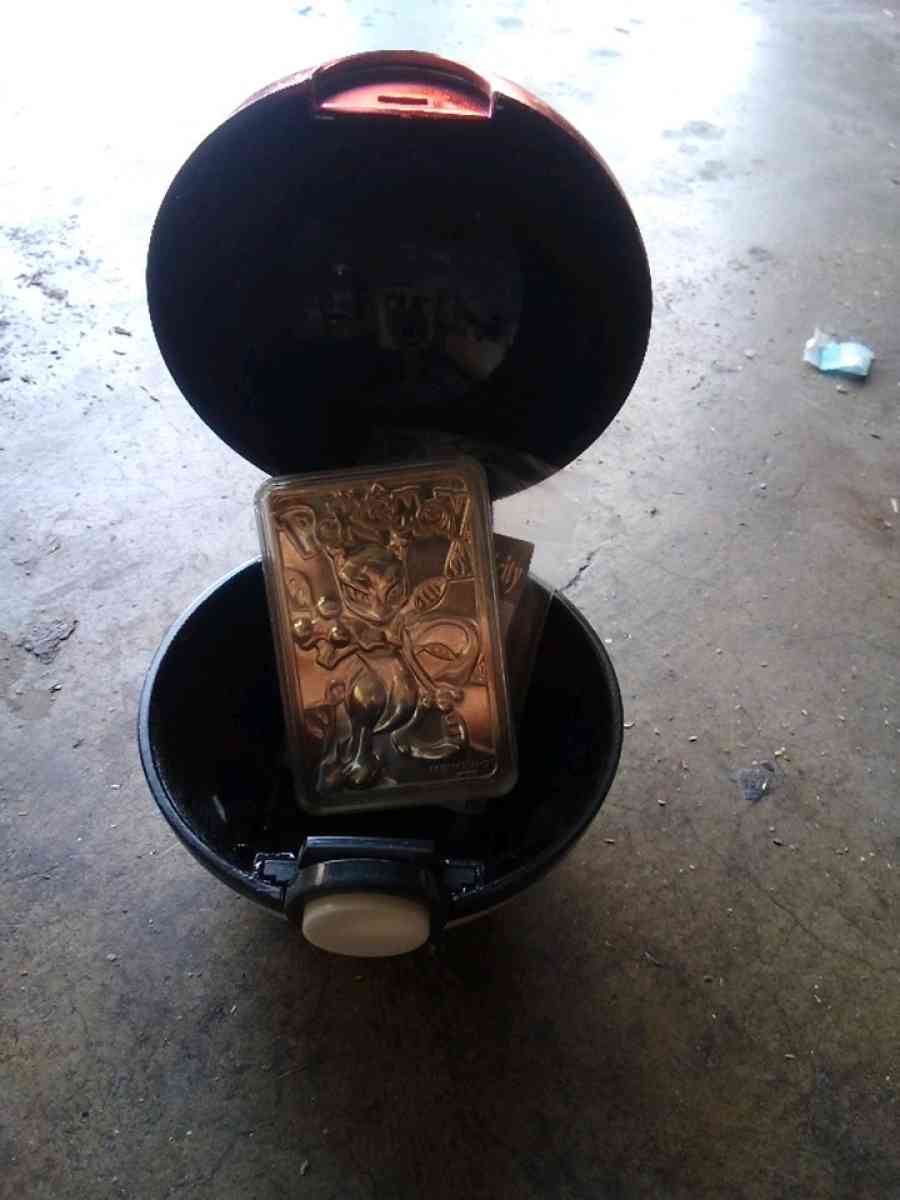 Mewtwo gold plated trading card - Sacramento, California