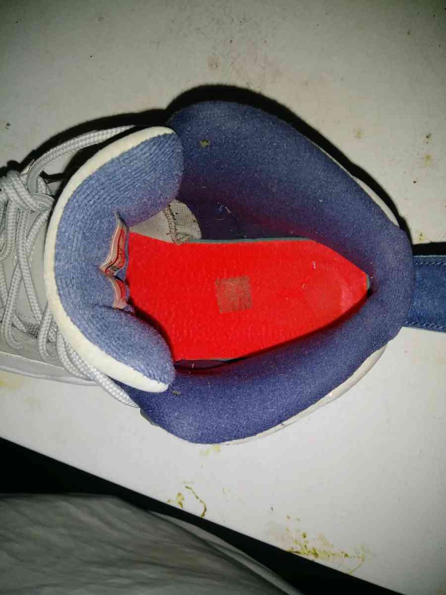 Jordan 12 retro University grey - Sylvania, Georgia - FleaMarketBay