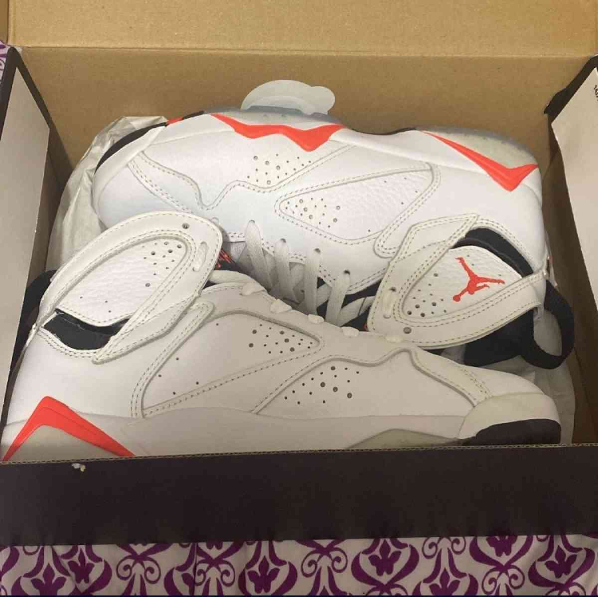 Air Jordon 7 retro GS - Cicero, Illinois