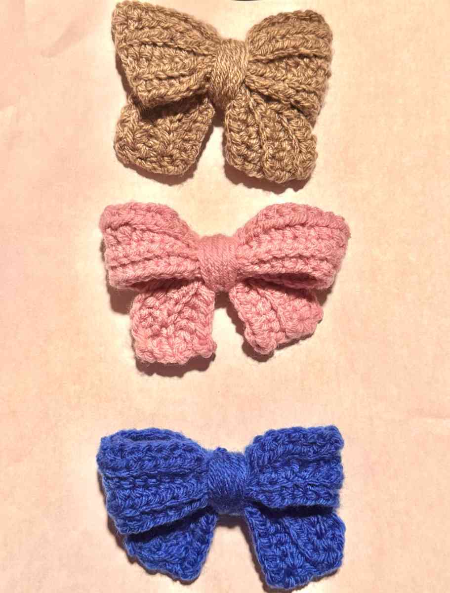 Handmade Crochet Hairbow - Lagrange, Georgia - FleaMarketBay