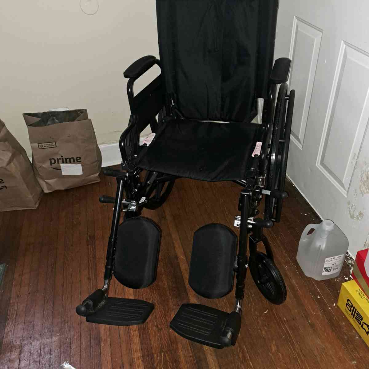 Wheelchair like new - Indianapolis, Indiana - FleaMarketBay