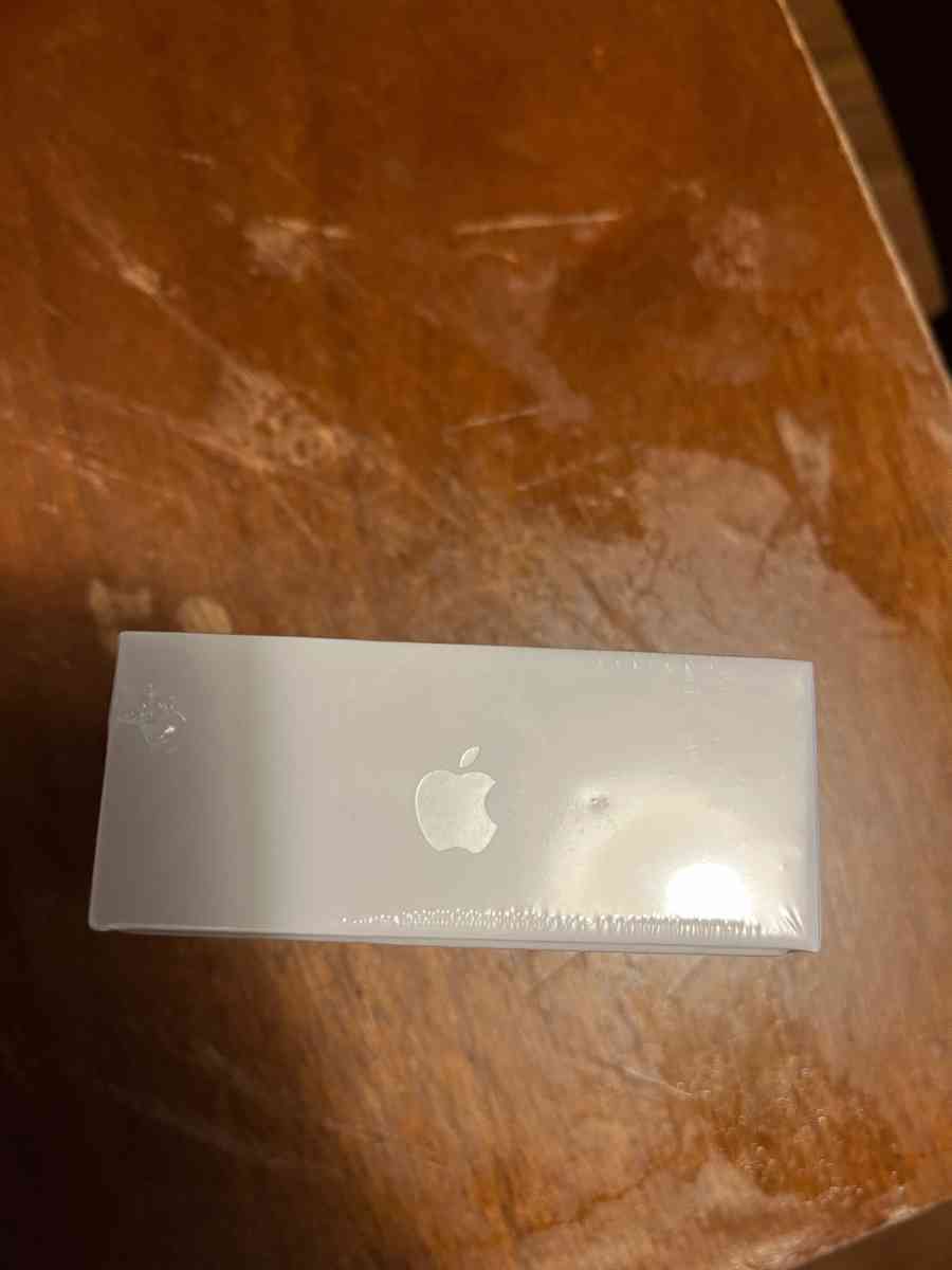 AirPods 4th gen - Grand Rapids, Michigan - FleaMarketBay