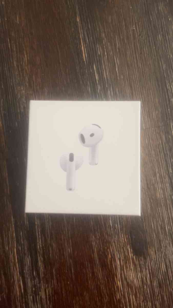 Apple AirPods 4th Generation Active Noise Cancellation - Amarillo, Texas - FleaMarketBay