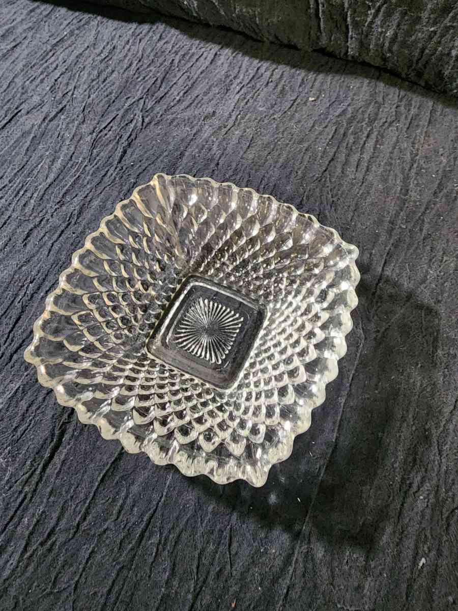 Vintage Indiana Glass - Knoxville, Tennessee - FleaMarketBay