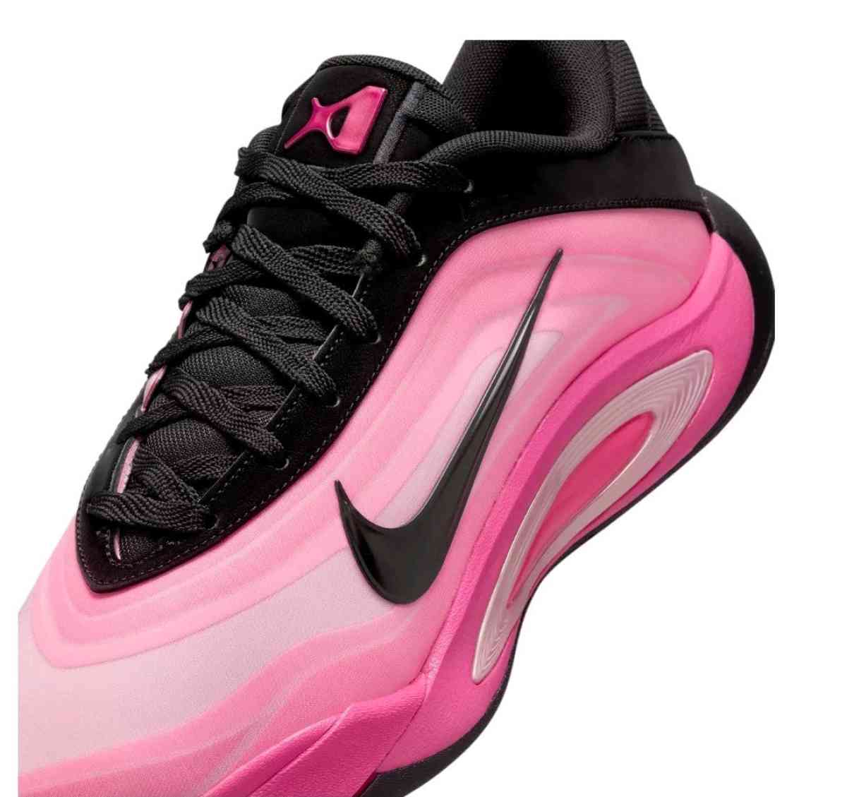 womens Nike shoes - Deshler, Ohio