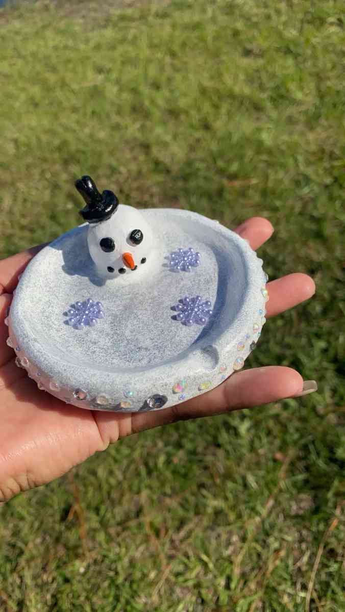 Snowman Ashtray - Lake Mary, Florida - FleaMarketBay