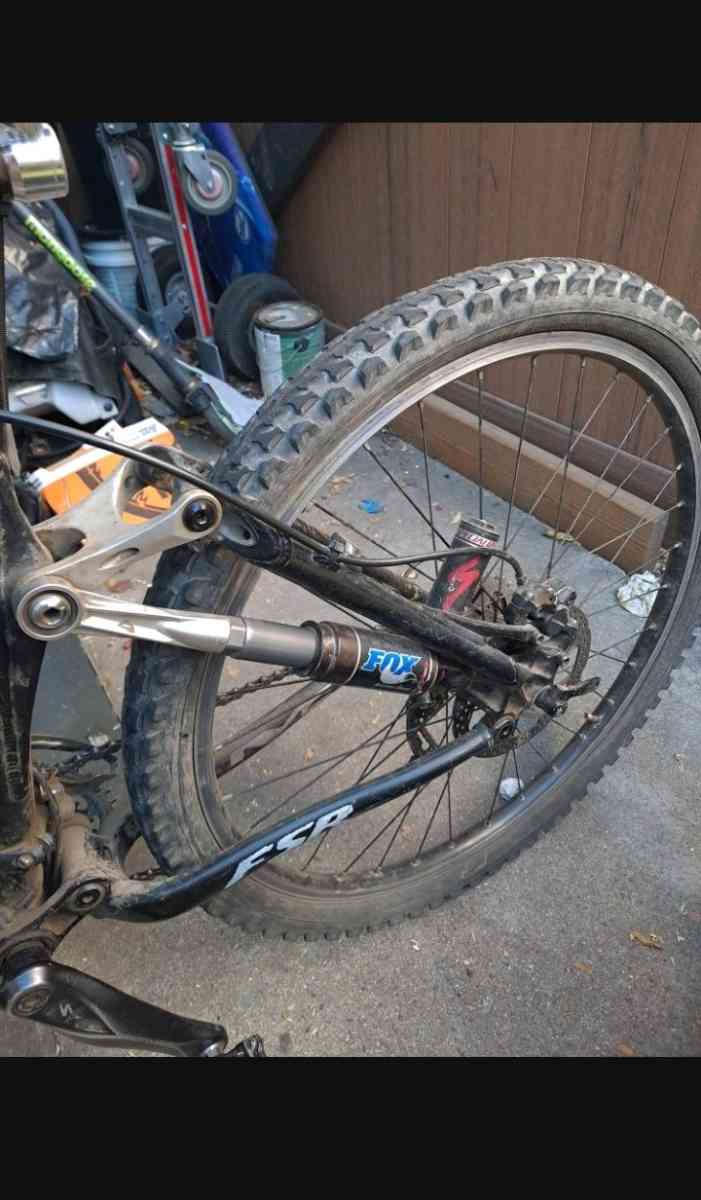 SPECIALIZED MTB - Lake Forest, California