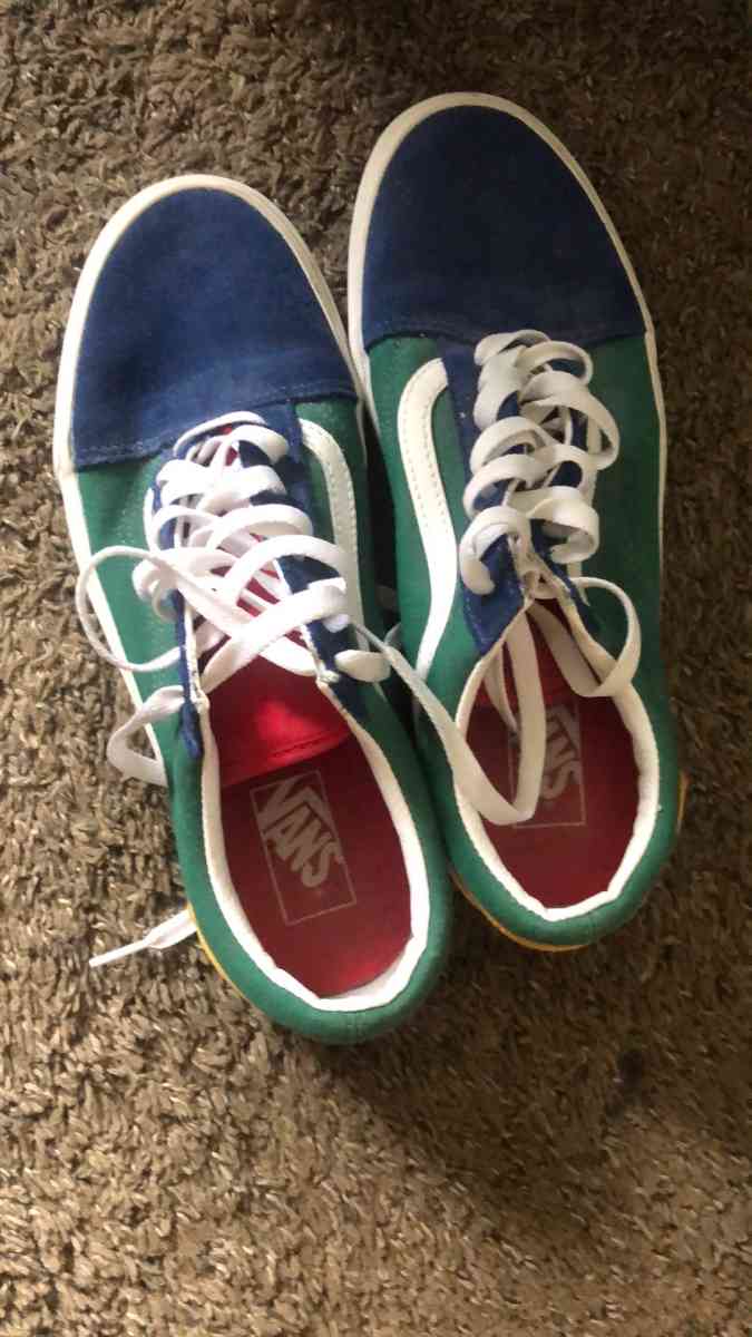 shoes - Steger, Illinois - FleaMarketBay