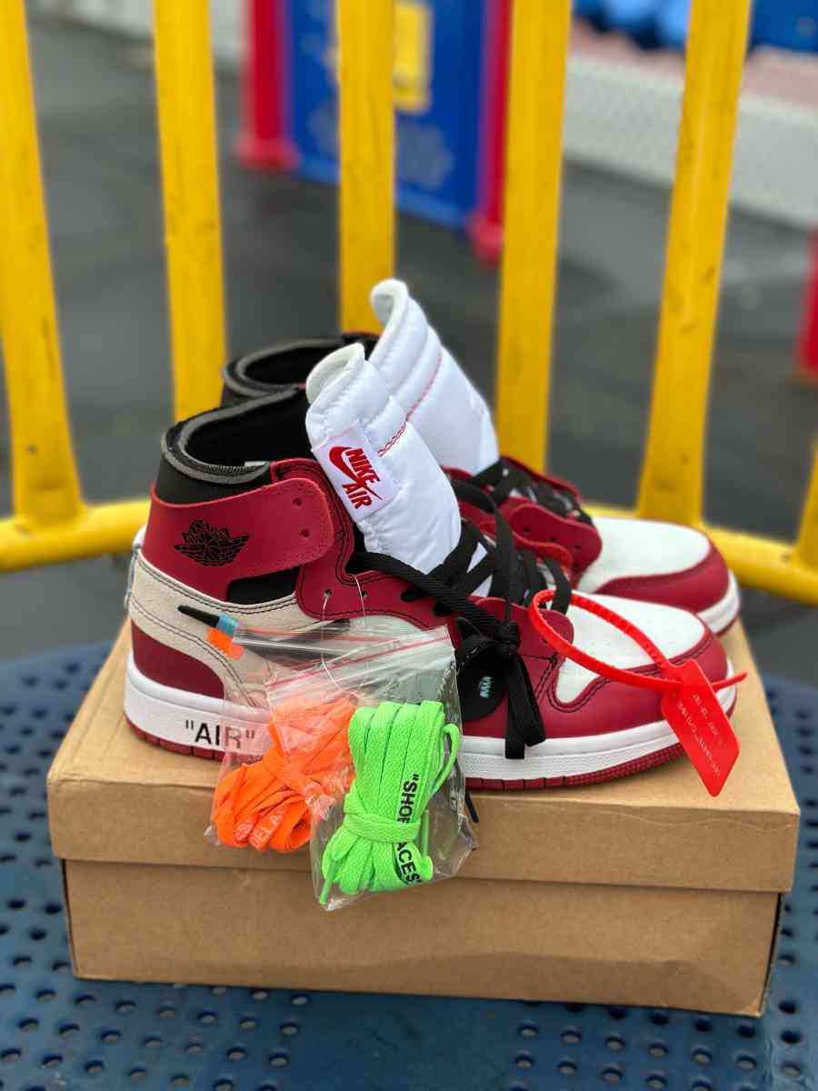 Air Jordan 1 Off White Chicago Red Retro High OG CNC Basketb - Brooklyn, New York