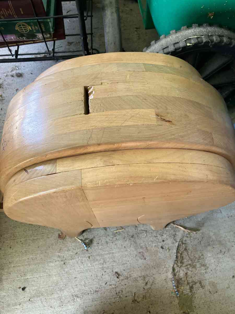wooden piggey bank