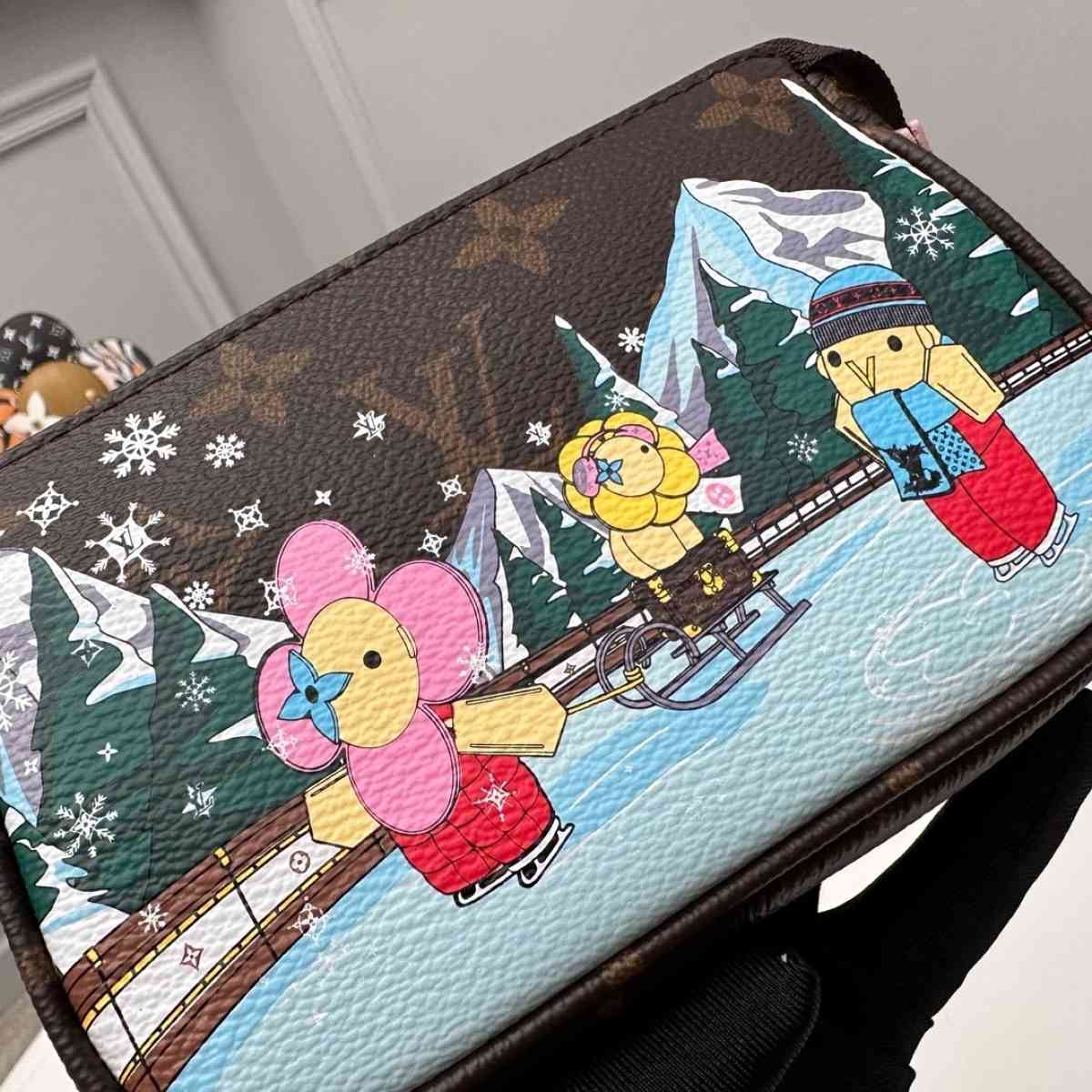 LOUIS VUITTON Limited Edition Monogram Canvas Christmas 2022 - Brooklyn, New York - FleaMarketBay