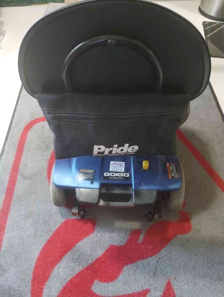 THREE WHEEL SCOOTER - Brandenburg, Kentucky - FleaMarketBay