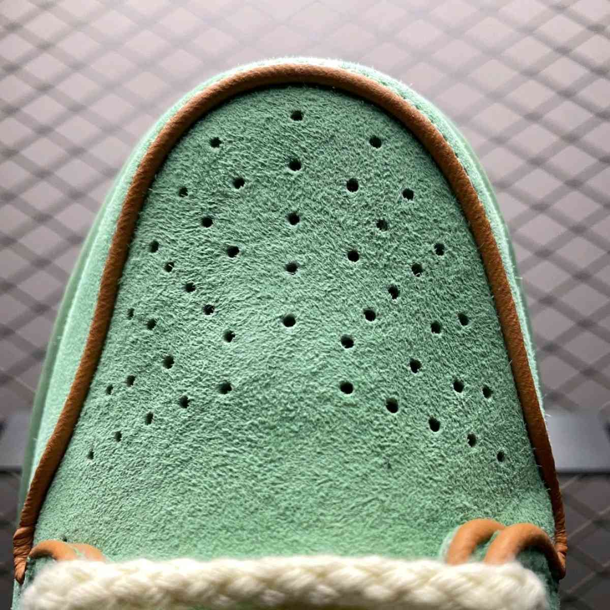 Nike SB Dunk Low x Rodeo Tourmaline - Kissimmee, Florida - FleaMarketBay