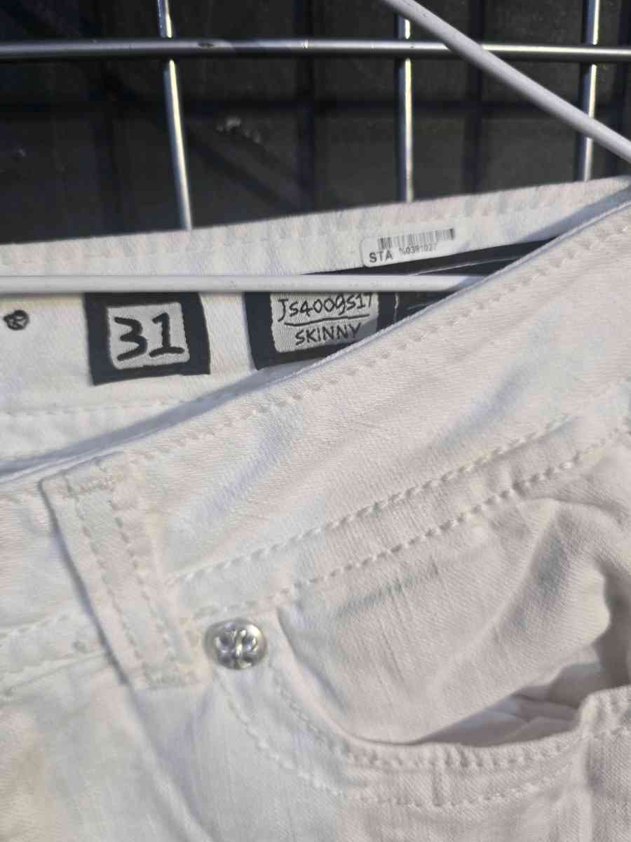 women miss me jeans color white - Aurora, Colorado - FleaMarketBay