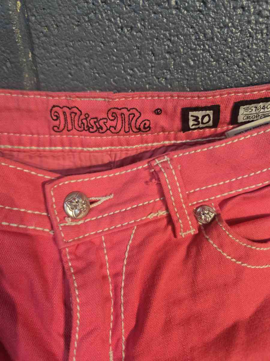 women miss me jeans color pink - Aurora, Colorado - FleaMarketBay