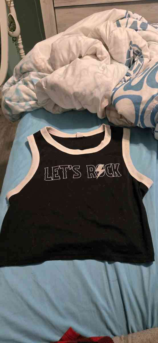 lets Rock black and white cropped tank - Ackerman, Mississippi - FleaMarketBay