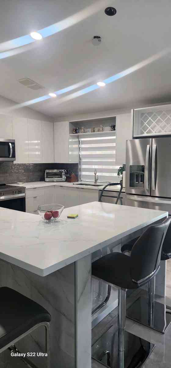 blinds And Shades Cortinas Y Persianas echas a la medida 786 - Miami, Florida - FleaMarketBay