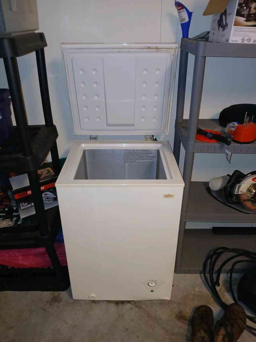 freezer chest - Lakeland, Florida - FleaMarketBay