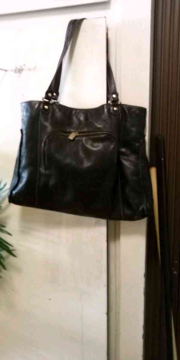 purses 10 each OBO  mixed - Adams, Kentucky - FleaMarketBay