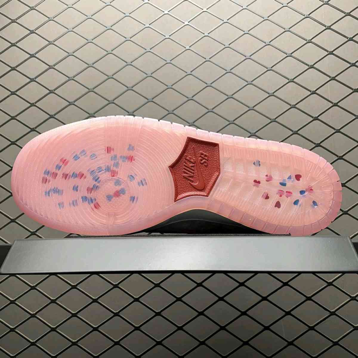 StrangeLove x Nike SB Dunk Low Valentines Day - Kissimmee, Florida - FleaMarketBay