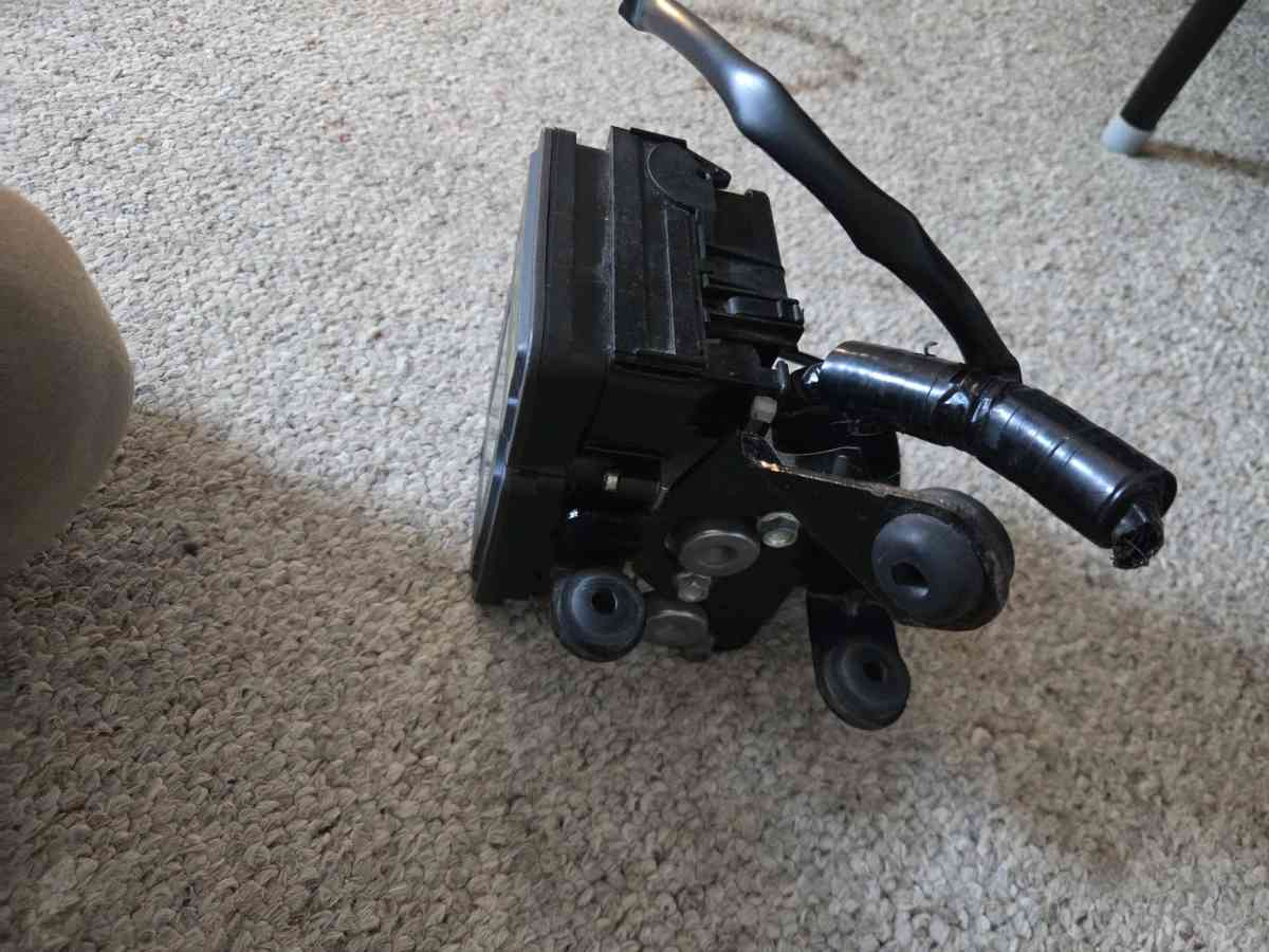 abs control module mazda - Villa Park, Illinois - FleaMarketBay