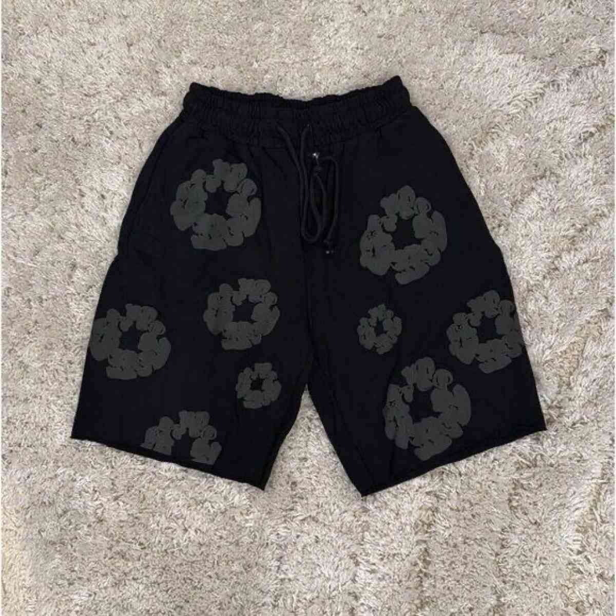 brand new denim shorts - Dothan, Alabama