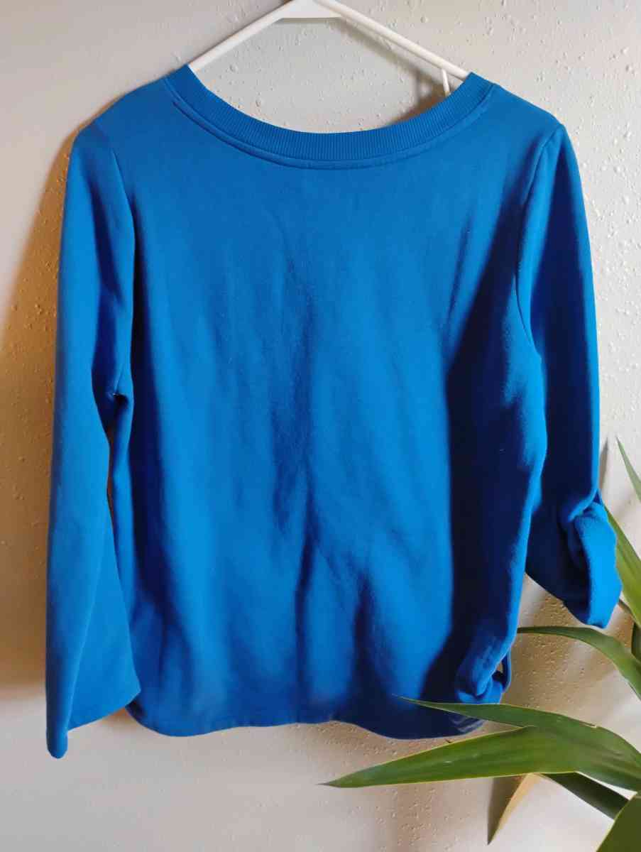 2 Caribbean Joe Womens Tops - Menasha, Wisconsin - FleaMarketBay