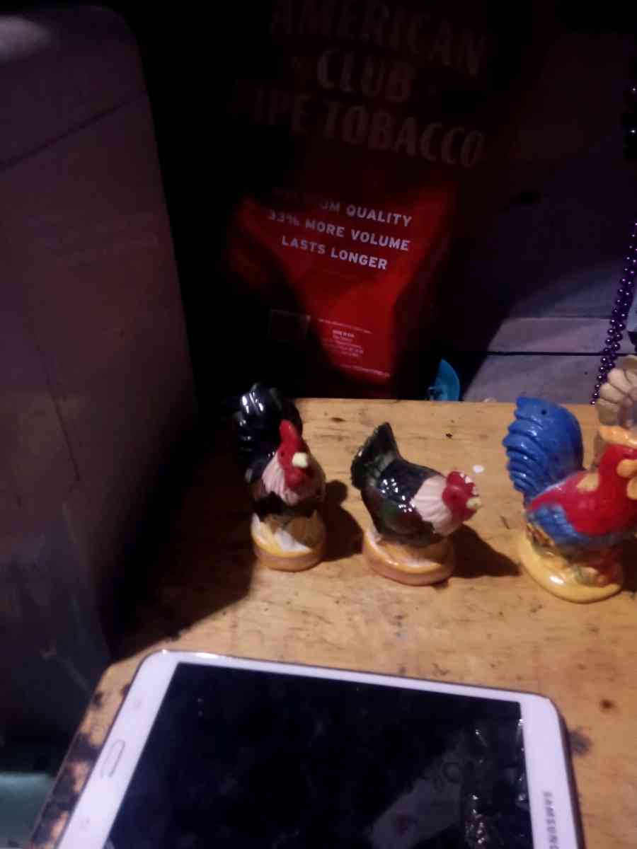 set of 3  porcelain figurines - Osage, Oklahoma - FleaMarketBay