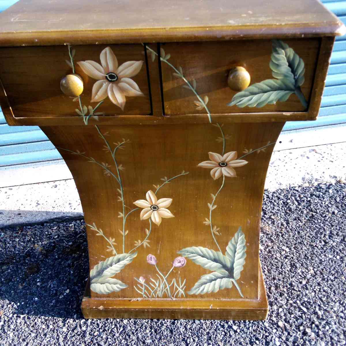 end table or night stand - East Stroudsburg, Pennsylvania