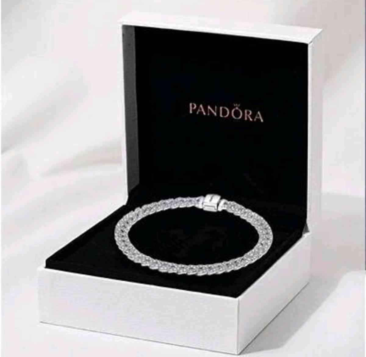 PANDORA TIMELESS PAVE CUBAN CHAIN STERLING SILVER BRACELET - Elysburg, Pennsylvania