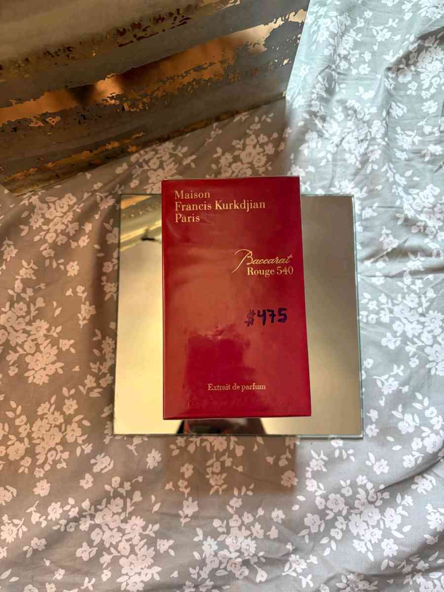 VENDO FRAGANCIAS 70 DOLARES LA QUE GUSTE - Compton, California