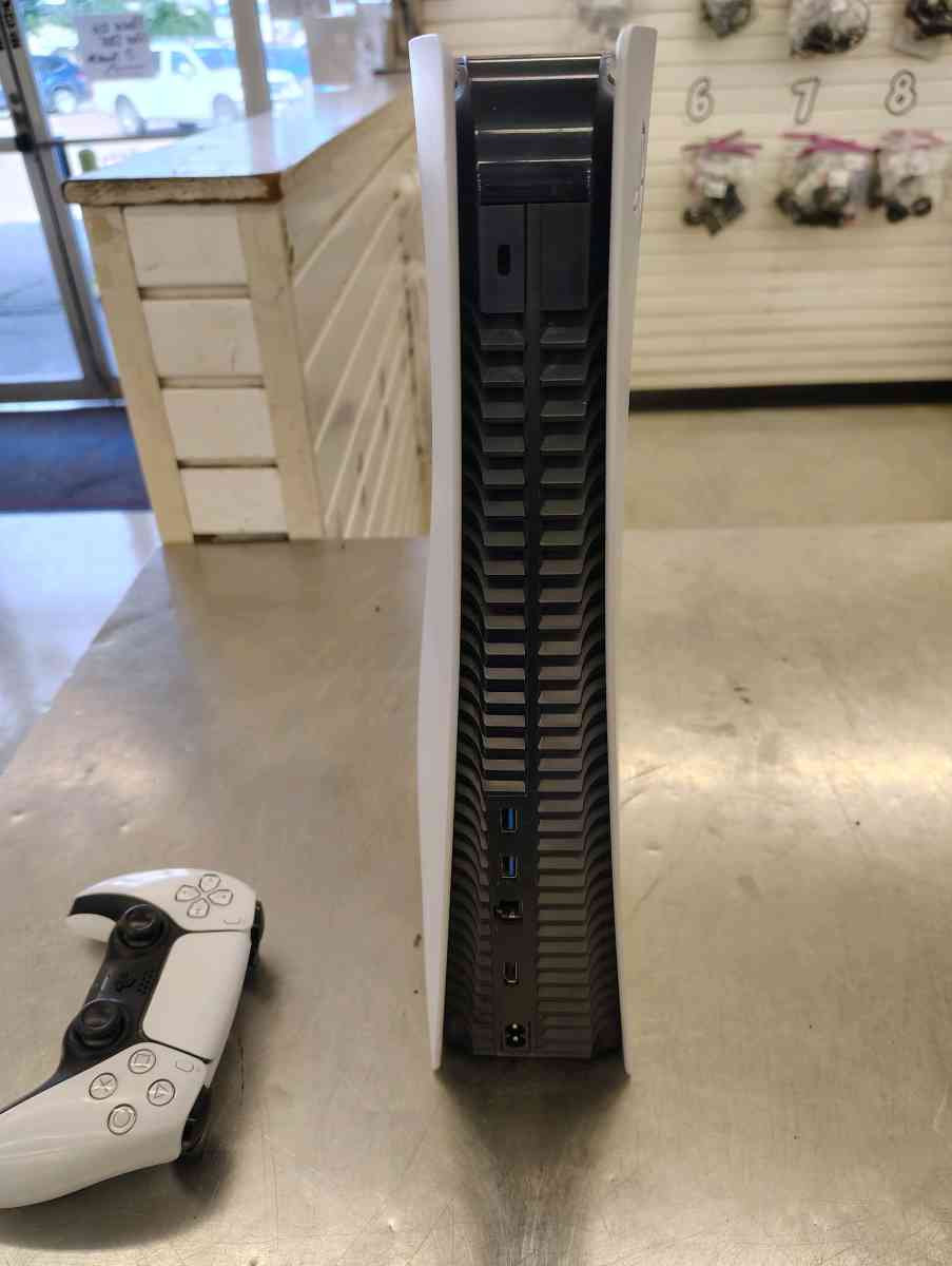 PS5 console - Houston, Texas - FleaMarketBay